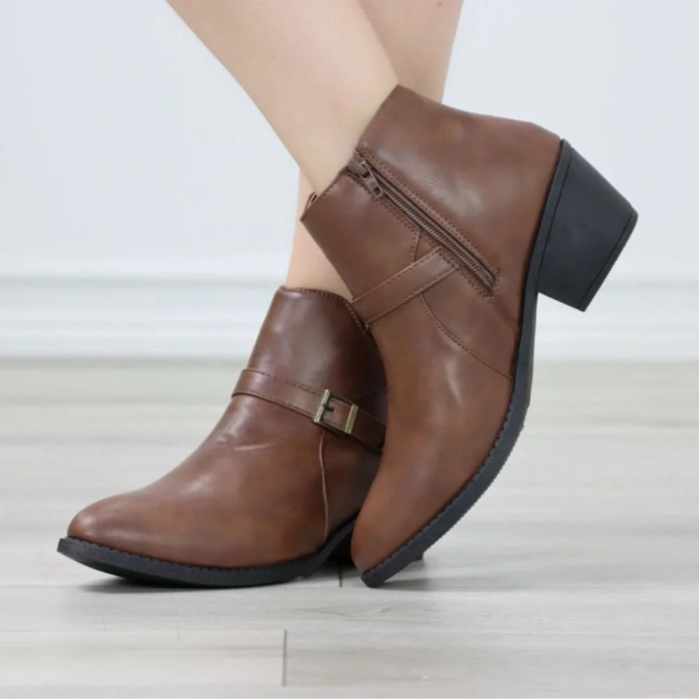 Women’s Ankle Tan Boots